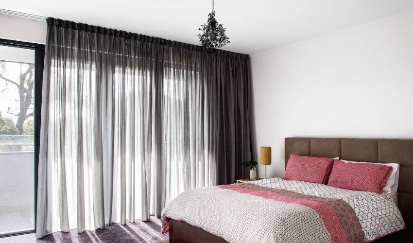 Decide the Curtain’s Length and Width
